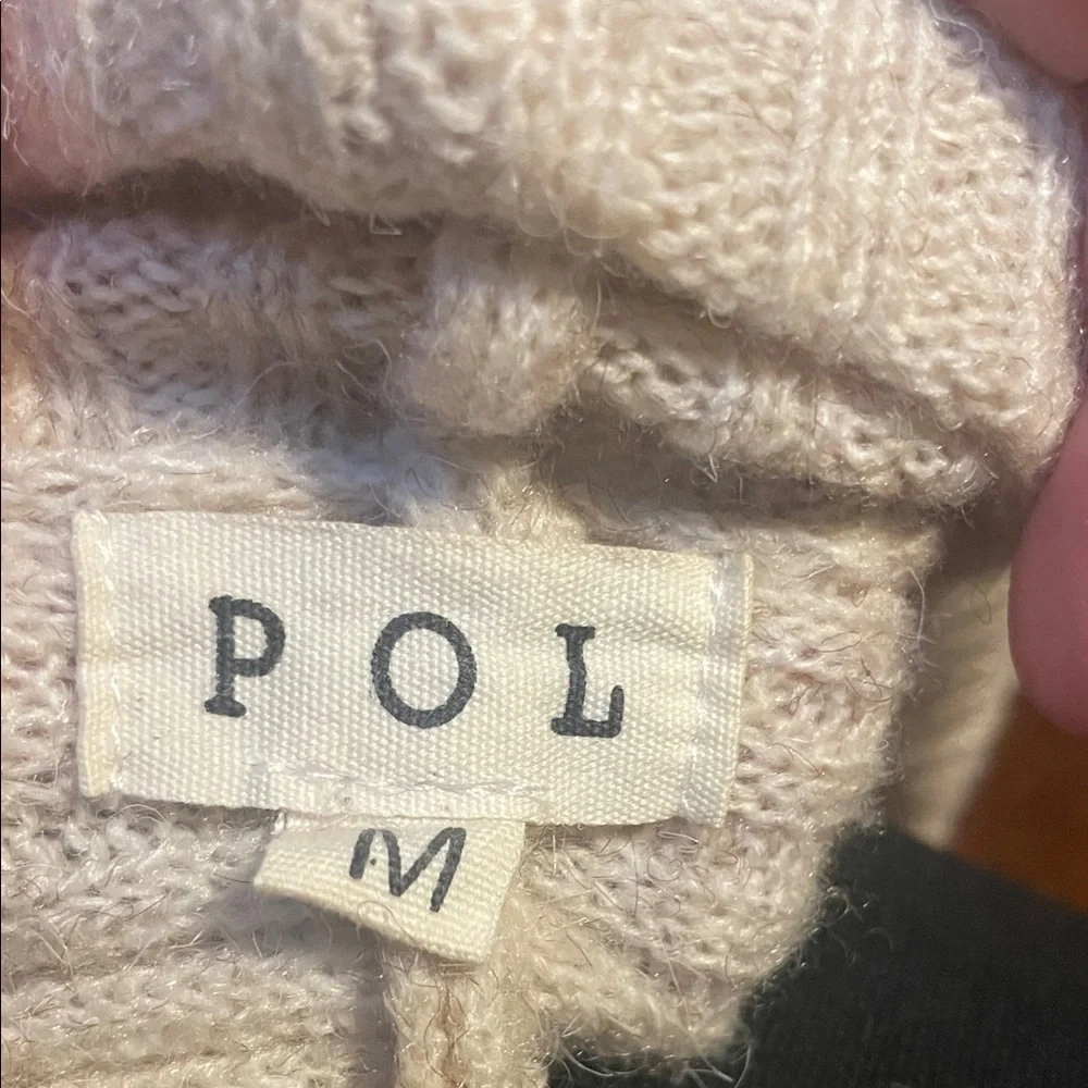 POL Oatmeal Turtleneck Backless Sweater Size Medium - Picture 2 of 10